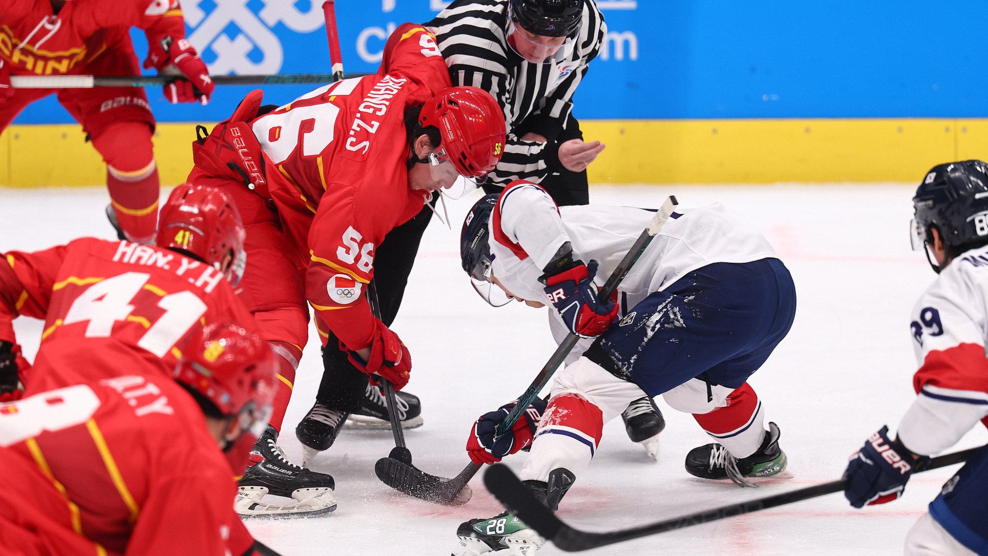 关于冷门频出!冰球战况跌宕起伏的信息 关于冷门频出!冰球战况跌宕起伏的信息