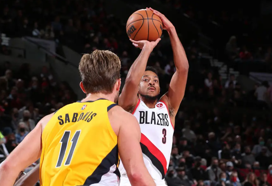 吉林队鏖战步行者,利拉德带队取胜 吉林队鏖战步行者,利拉德带队取胜