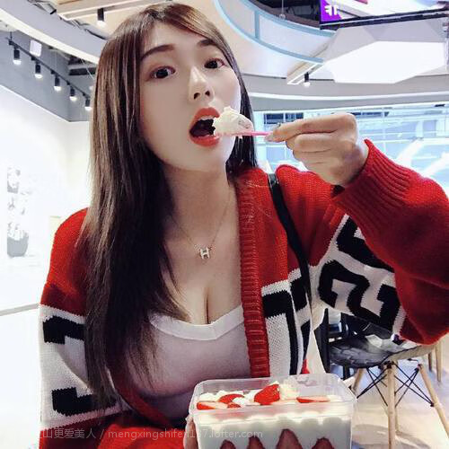 东方风暴席卷巴黎,西方焦点罗德里证名,足球世界的双重震撼