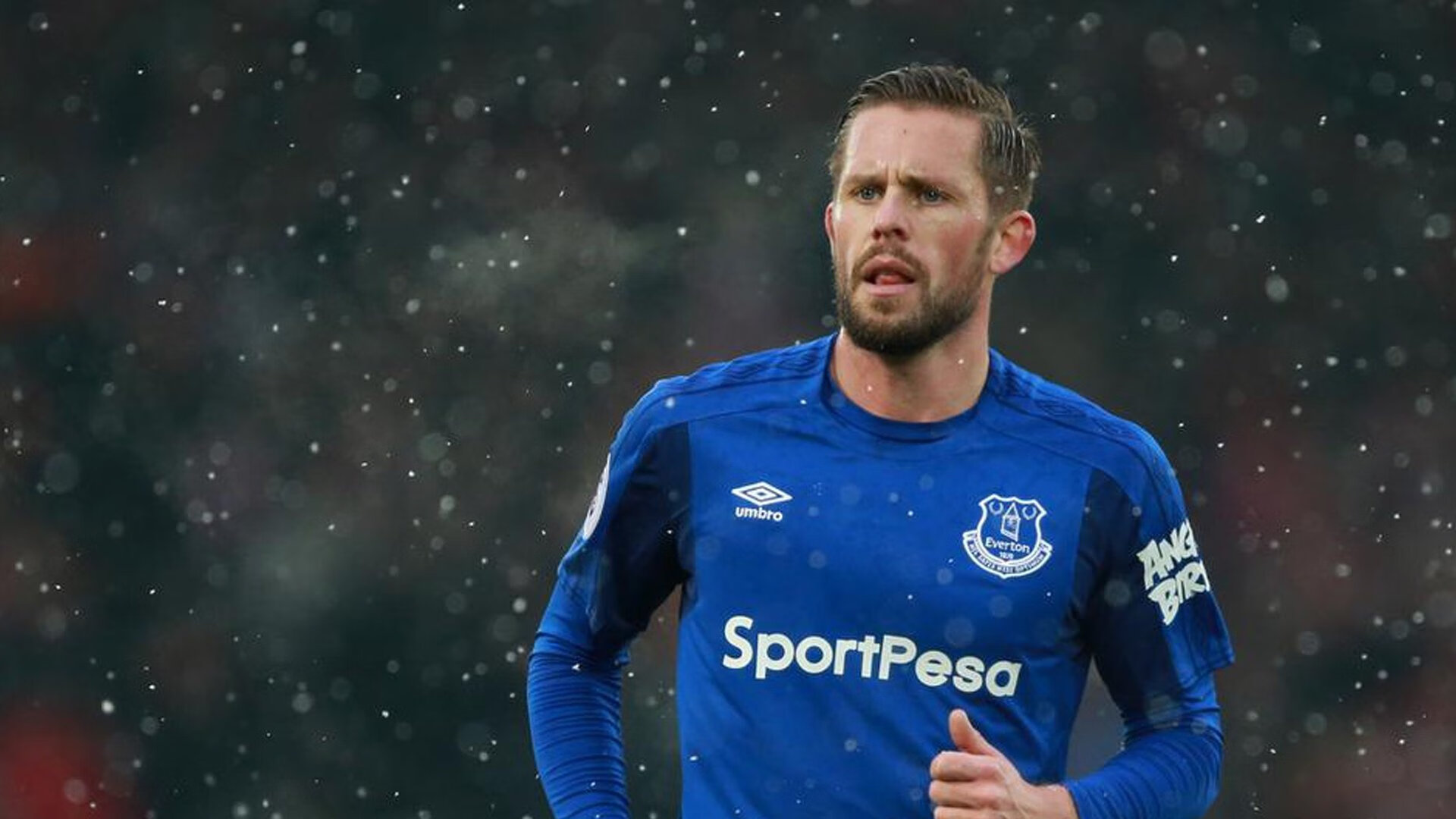 篮球场上的英超时刻，福克斯化身绿衫军终结者