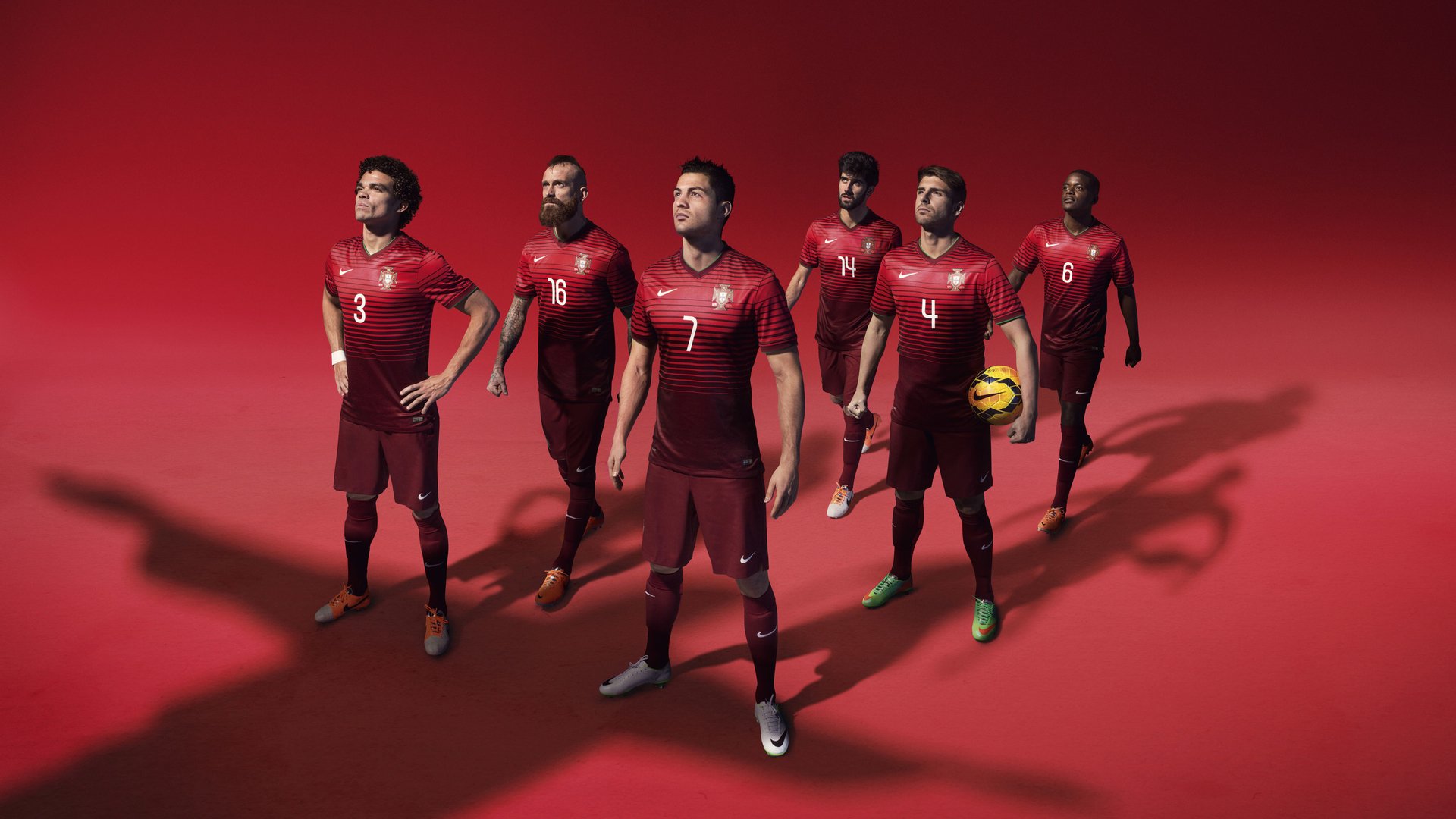 双重突围,拜仁破药厂桎梏,凯塞多欧战封神记